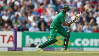 Innings report: Azhar Ali, Imad Wasim take Pakistan to respectable 247 for 8 against England in 4th ODI